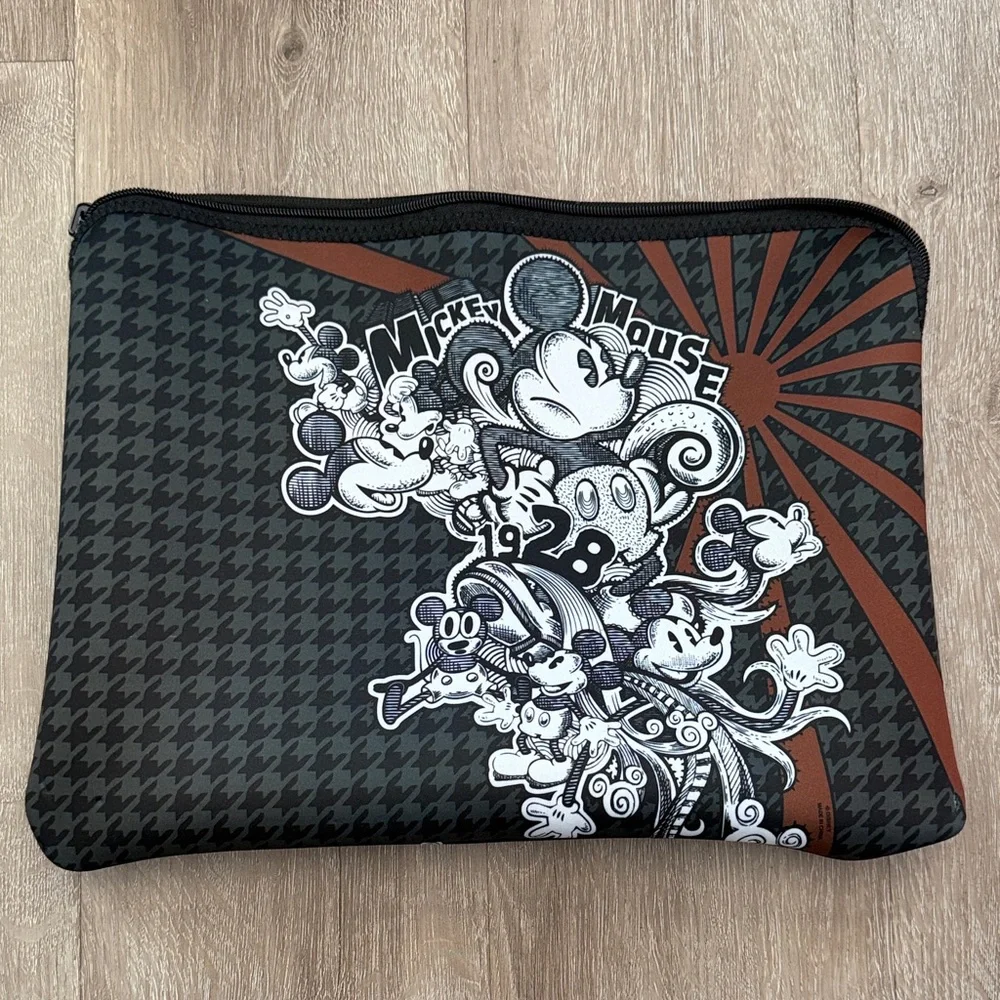 Disney Colorful Mickey Laptop Sleeve 15”